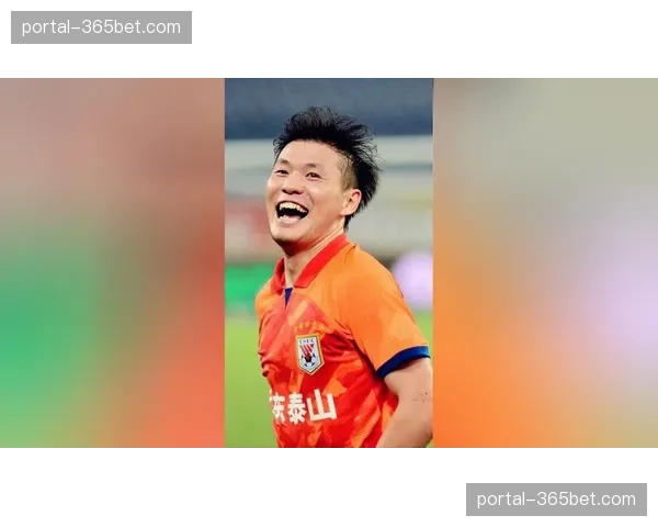 官方：山东泰山与中场核心李源一完成续约